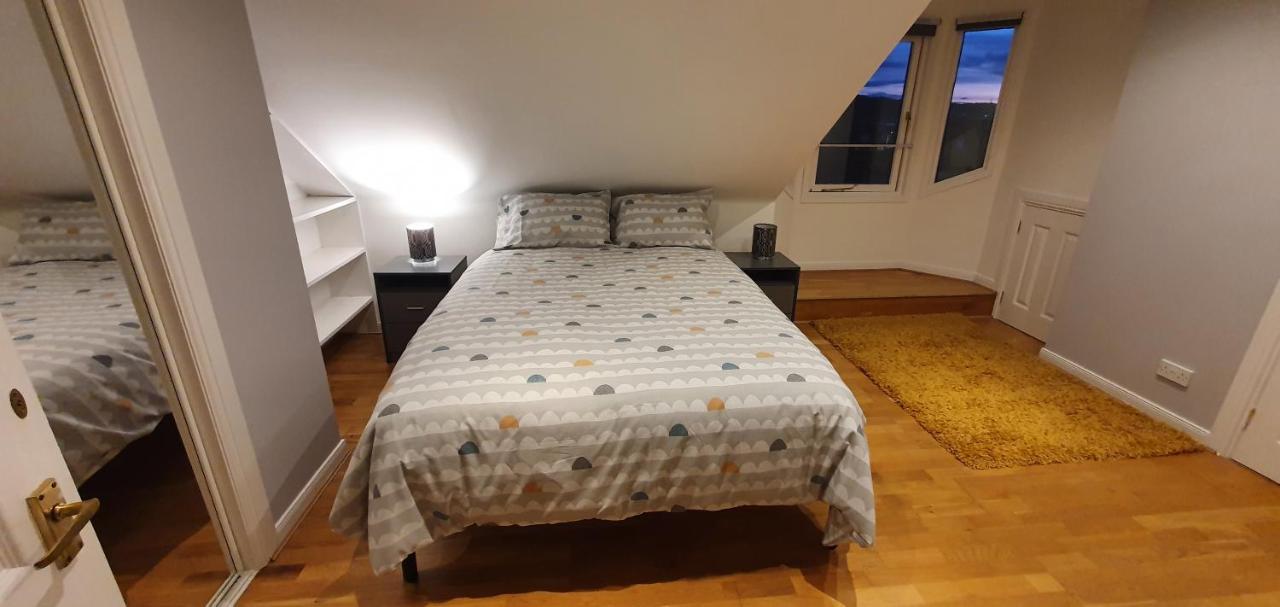 Spacious, Modern 3 Bedroom Luxury Flat In Centre Location Broughty Ferry Dış mekan fotoğraf