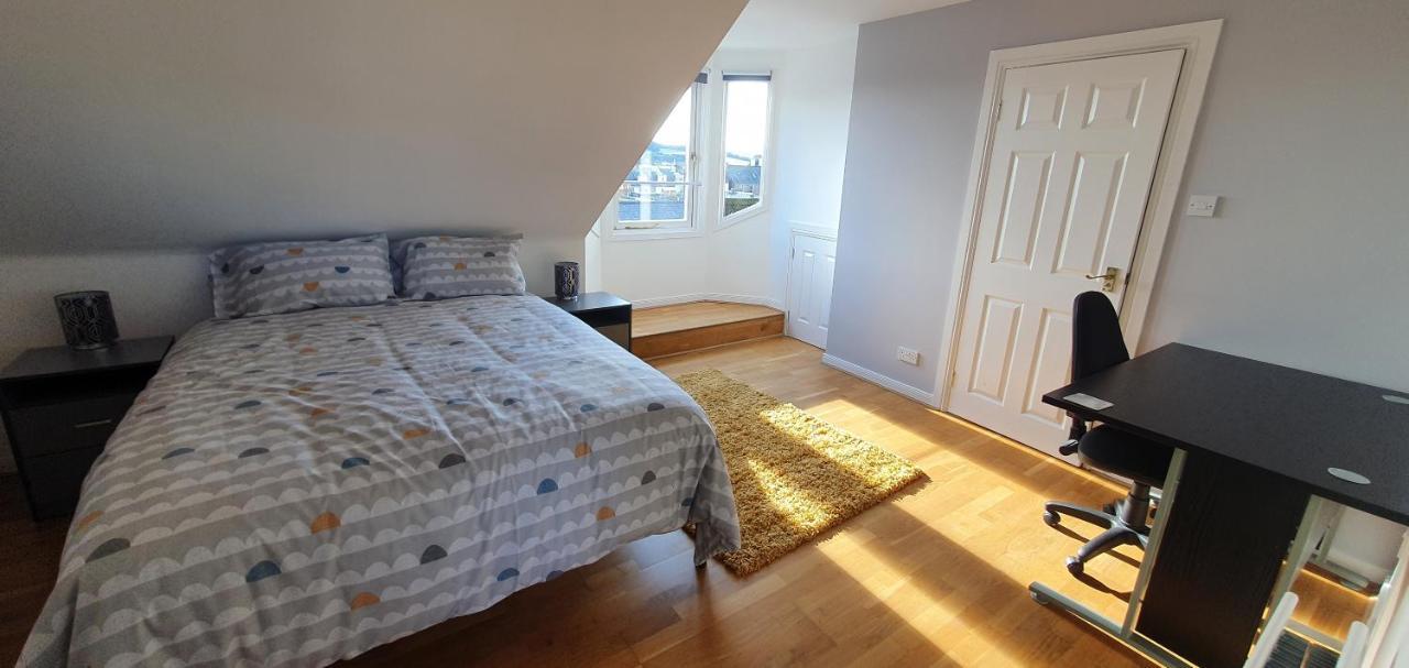 Spacious, Modern 3 Bedroom Luxury Flat In Centre Location Broughty Ferry Dış mekan fotoğraf