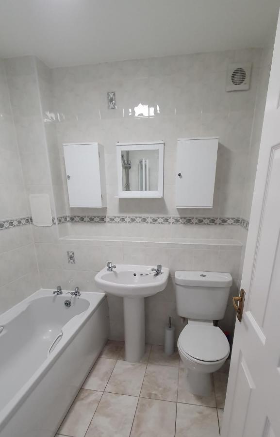Spacious, Modern 3 Bedroom Luxury Flat In Centre Location Broughty Ferry Dış mekan fotoğraf